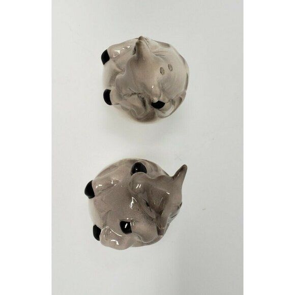 Salt Pepper Shakers Cow Sitting in Egg 2.5 in.  Collectible Vintage - Picture 2 of 5